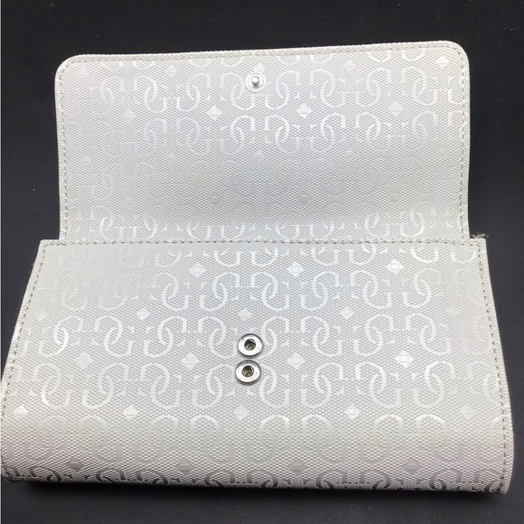 Guess wallet Off white - Picture 7 of 7